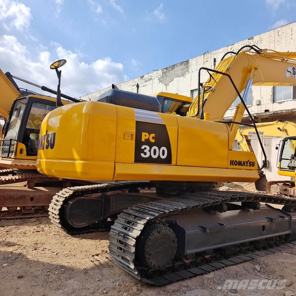 Komatsu PC 300-7 Vikšriniai ekskavatoriai