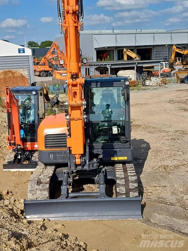 Doosan DX 85 R-3 Vidutinės galios ekskavatoriai 7-12 t