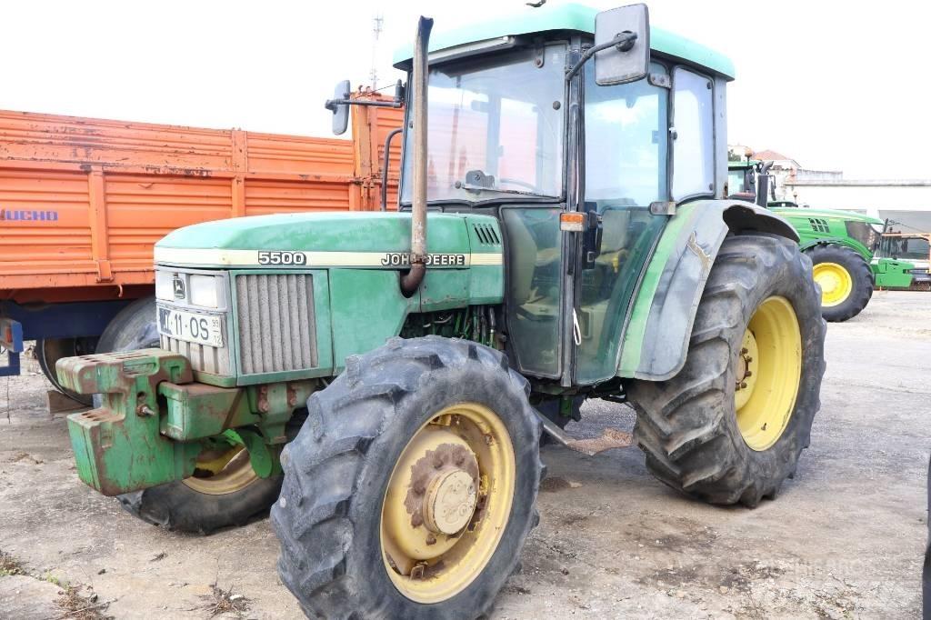 John Deere 5500 STD Traktoriai