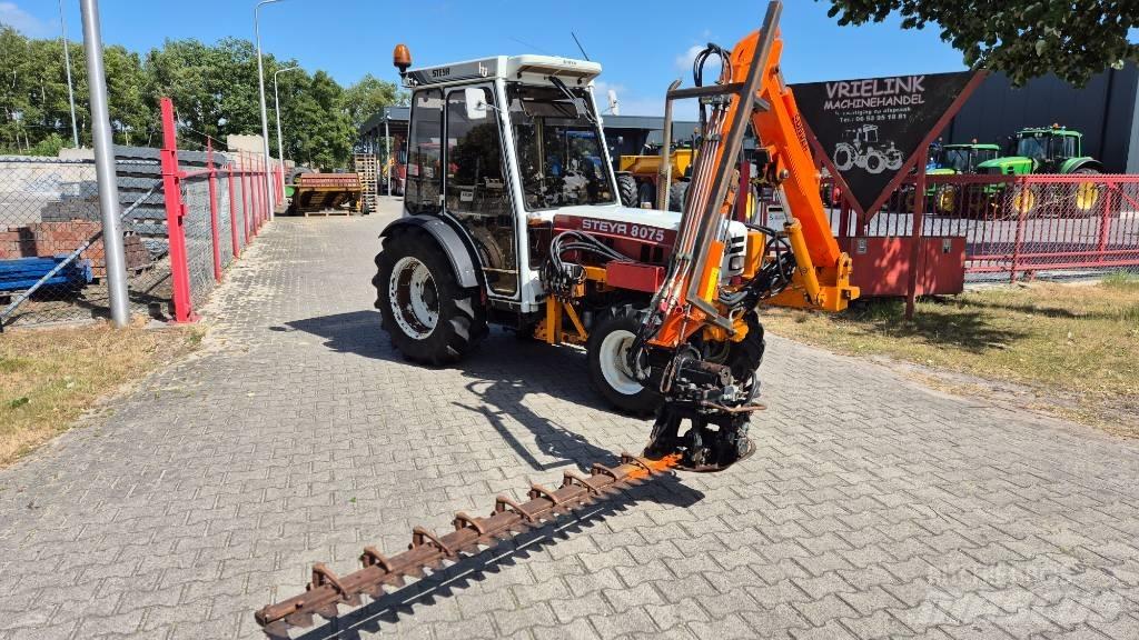 Steyr 8075 Traktoriai