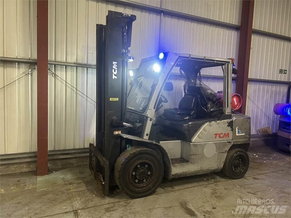 TCM J1F4A40LQ LPG (dujiniai) krautuvai