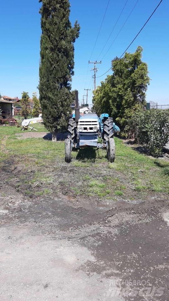 Mitsubishi 3250 Traktoriai