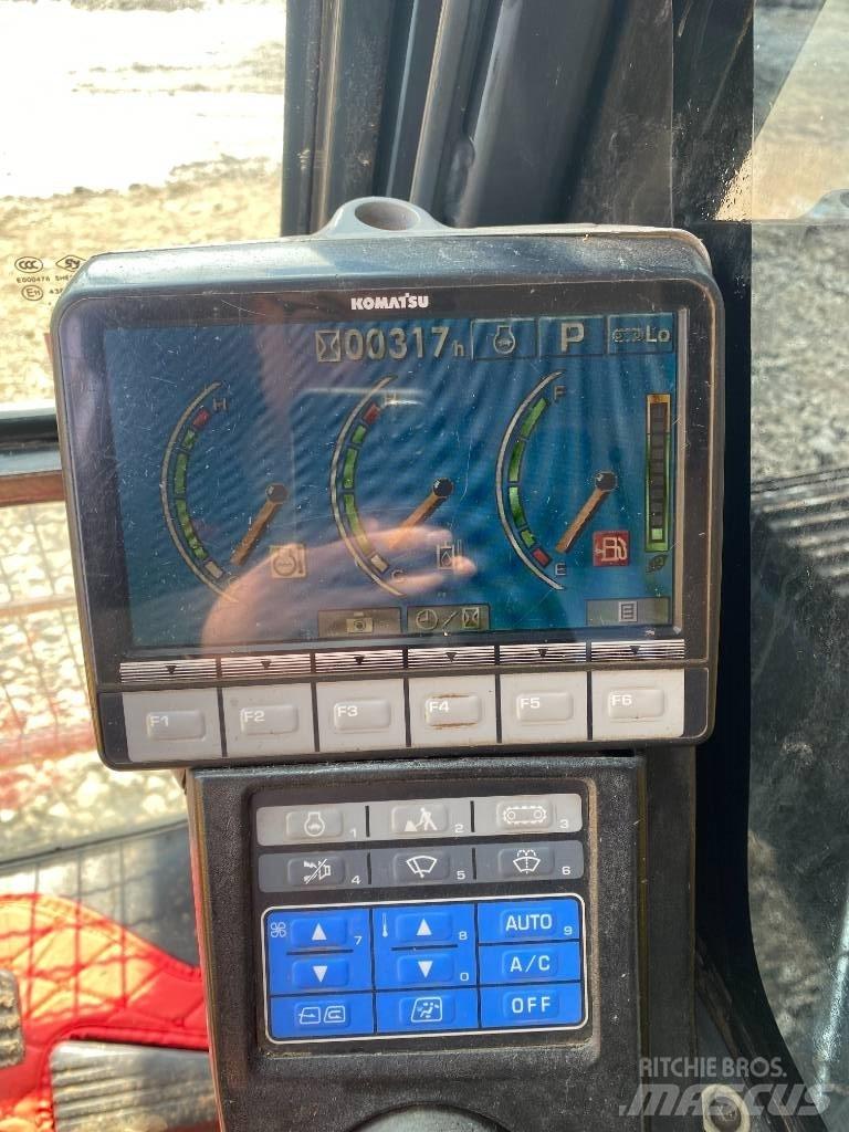 Komatsu PC 200-8 Vikšriniai ekskavatoriai