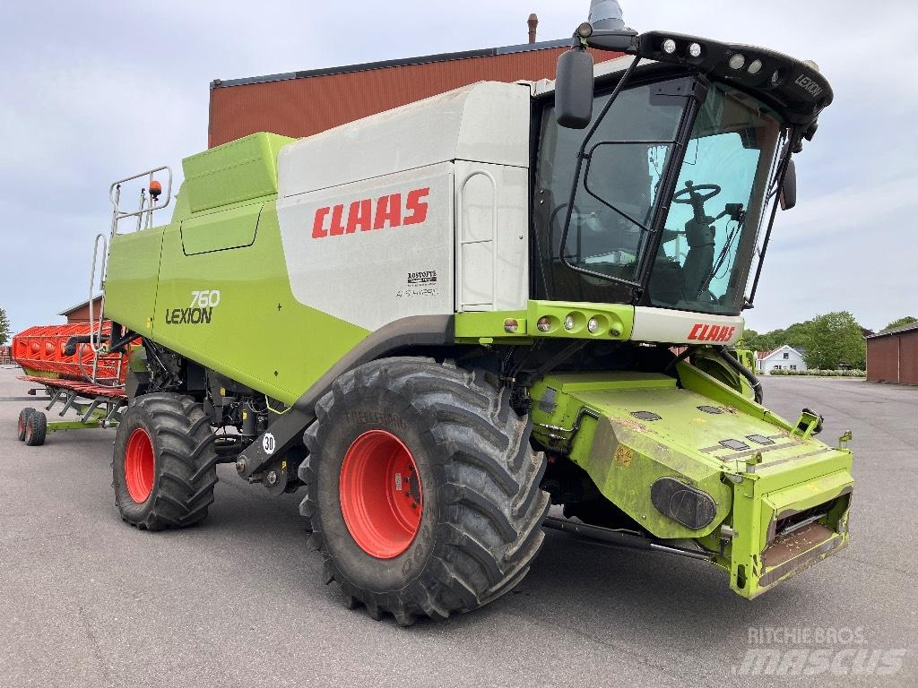 CLAAS Lexion 760 Derliaus nuėmimo kombainai