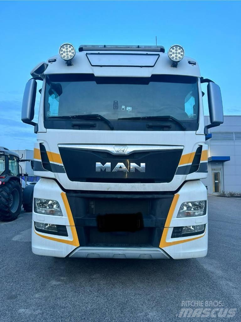 MAN TGX 26.560 Savivarčių priekabų vilkikai
