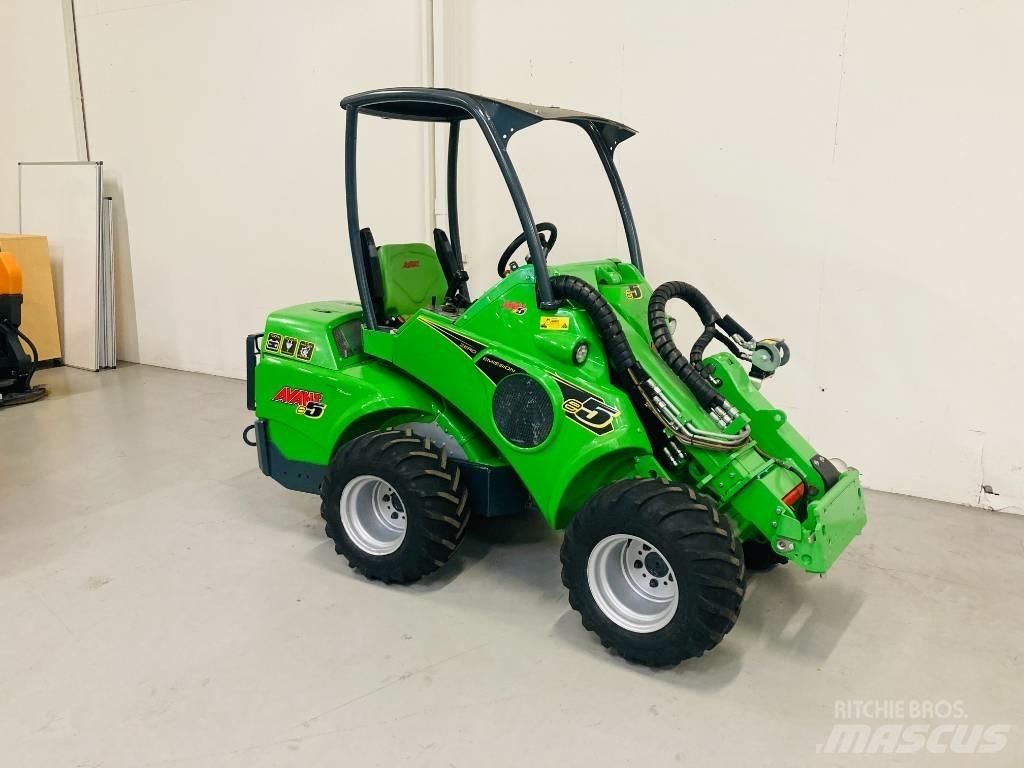 Avant E 5 Mini krautuvai