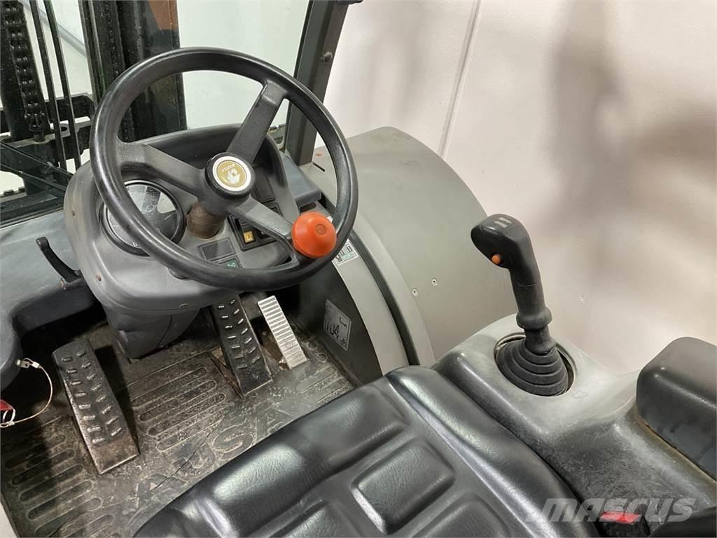 Ausa C250HX4 Visureigiai krautuvai