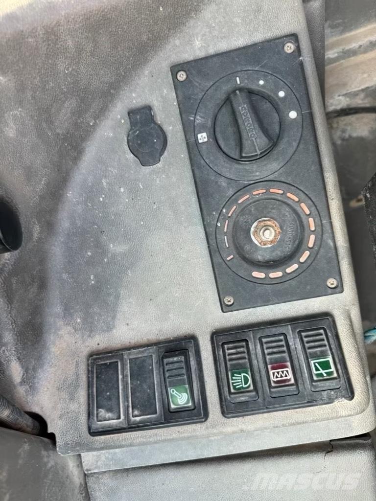 Atlas AR 65 Naudoti ratiniai krautuvai