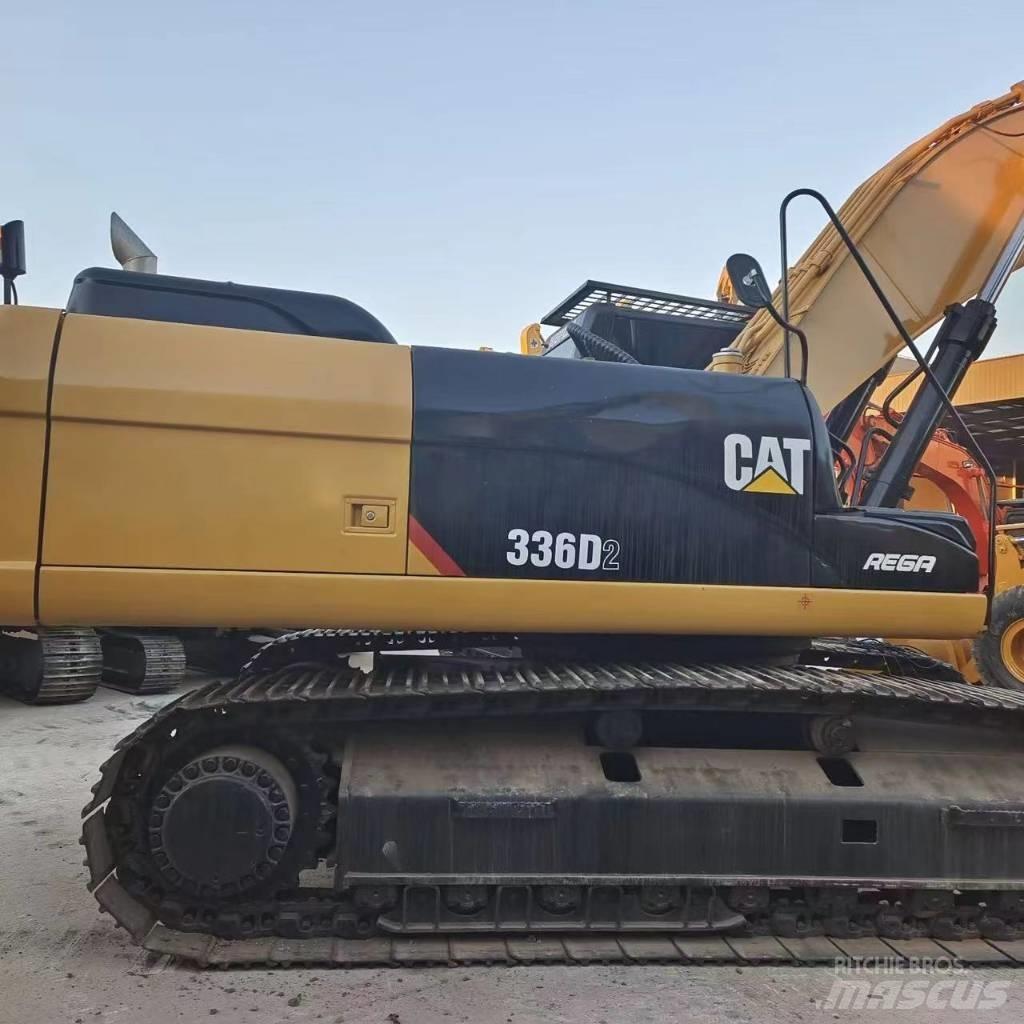 CAT 336D2 Vikšriniai ekskavatoriai