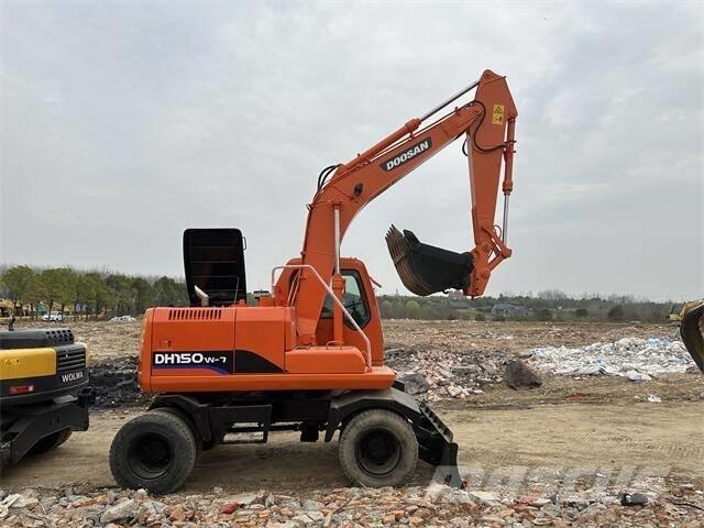 Doosan DH150W Ratiniai ekskavatoriai
