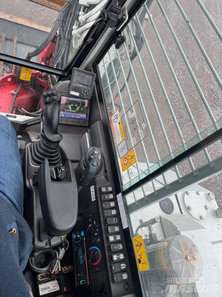 Takeuchi TB 280 FR Vidutinės galios ekskavatoriai 7-12 t