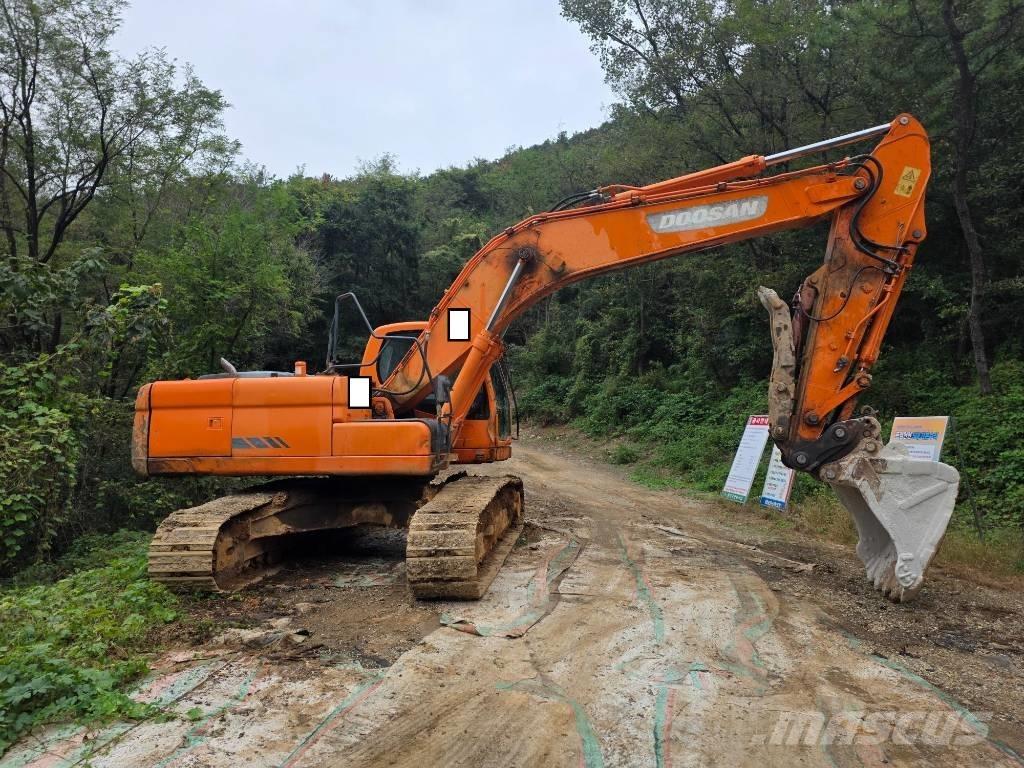 Doosan DX 220 LCA Vikšriniai ekskavatoriai