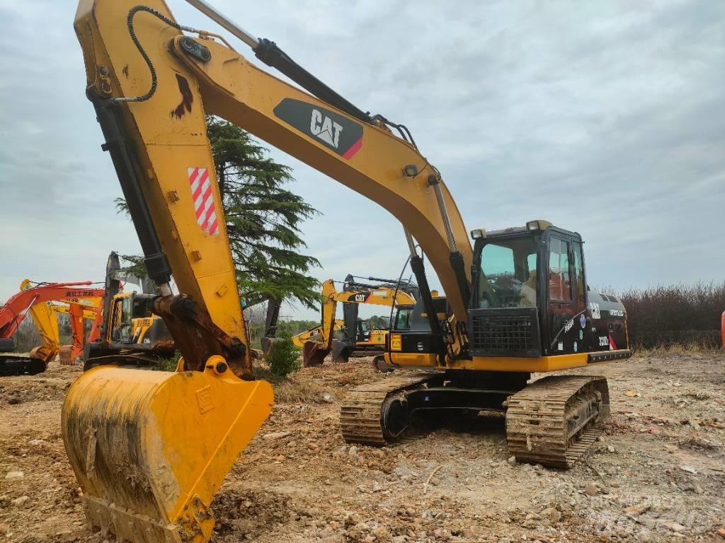 CAT 320 D Vikšriniai ekskavatoriai
