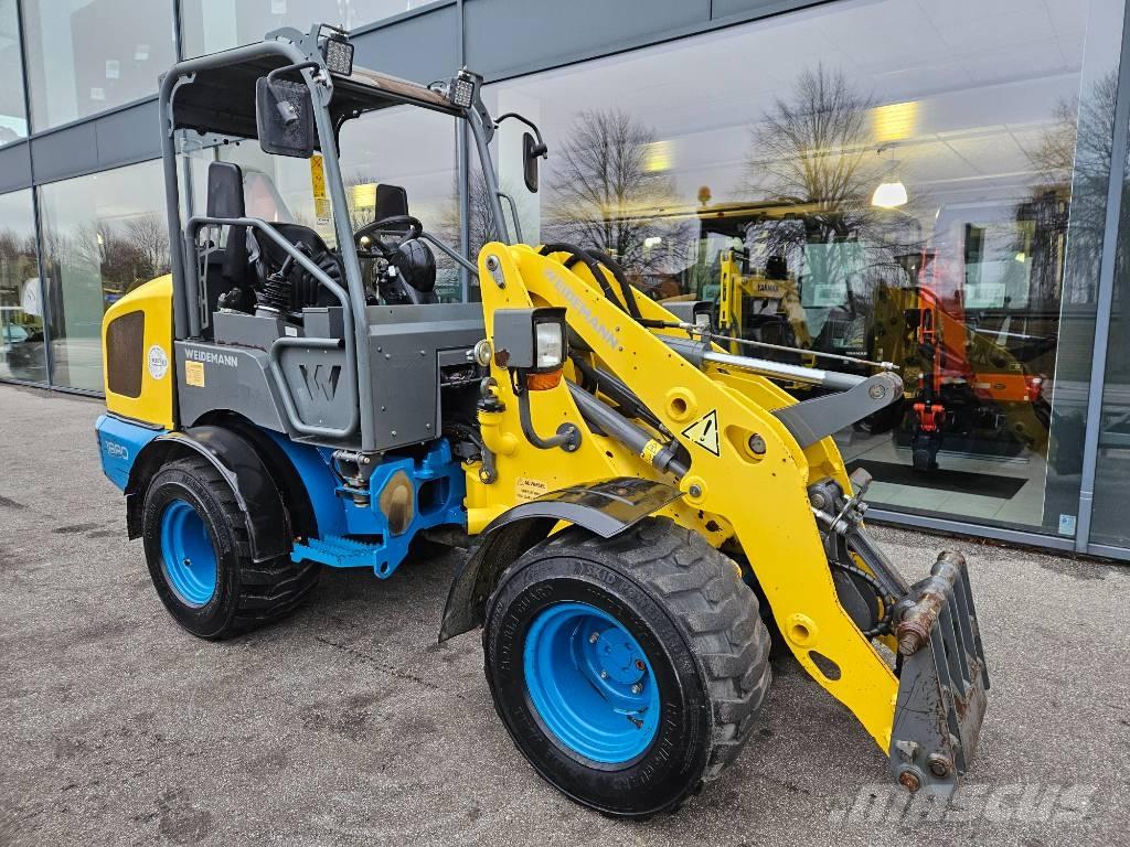 Weidemann 1880 Naudoti ratiniai krautuvai