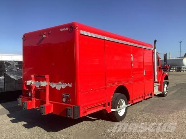 Freightliner M2 Gėrimų tiekimo sunkvežimiai