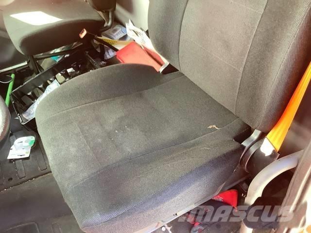 Freightliner M2 Gėrimų tiekimo sunkvežimiai