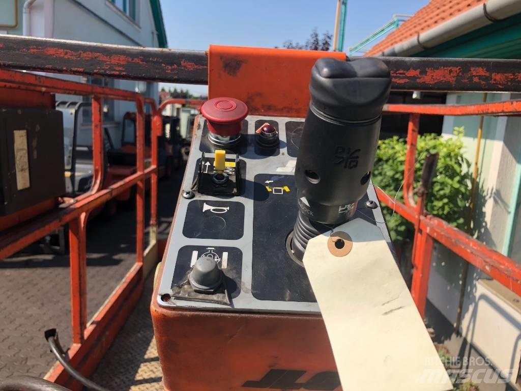 JLG CM2558    V-3343 Vertikalūs stiebiniai keltuvai