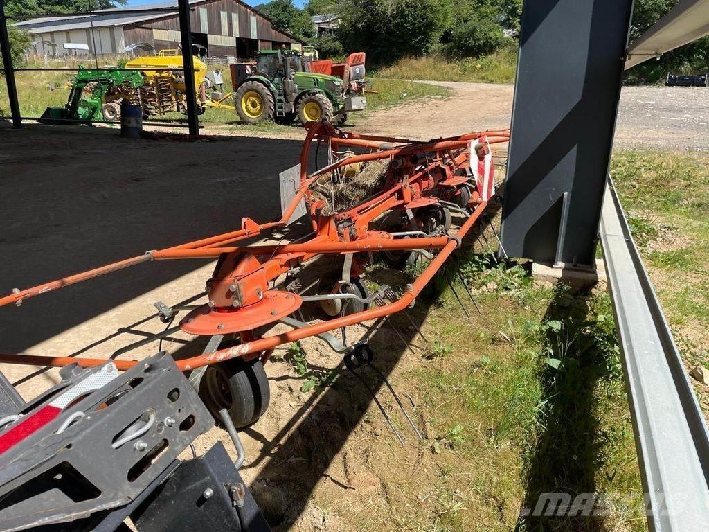Fella TH 800 Šieno grėbliai ir vartytuvai