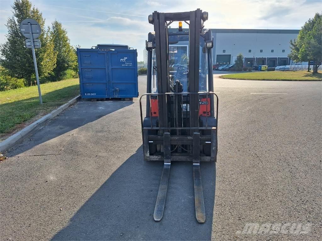 Linde H25T-01 Statyba - Kita