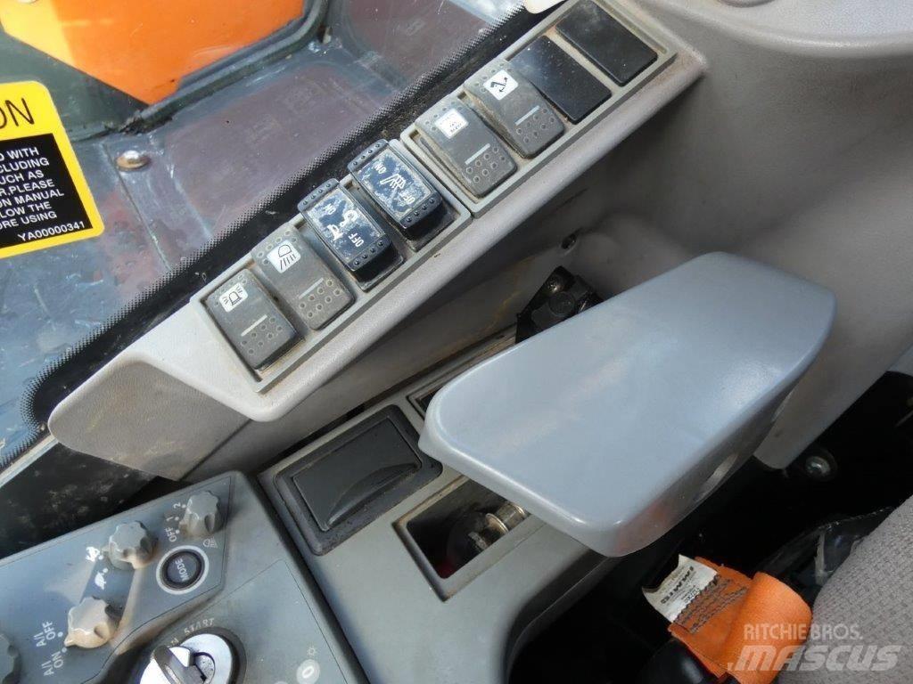 Hitachi 85 Zaxis USB Vidutinės galios ekskavatoriai 7-12 t