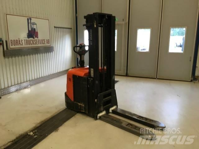 BT SPE 160 L Rankiniai vėžimėliai