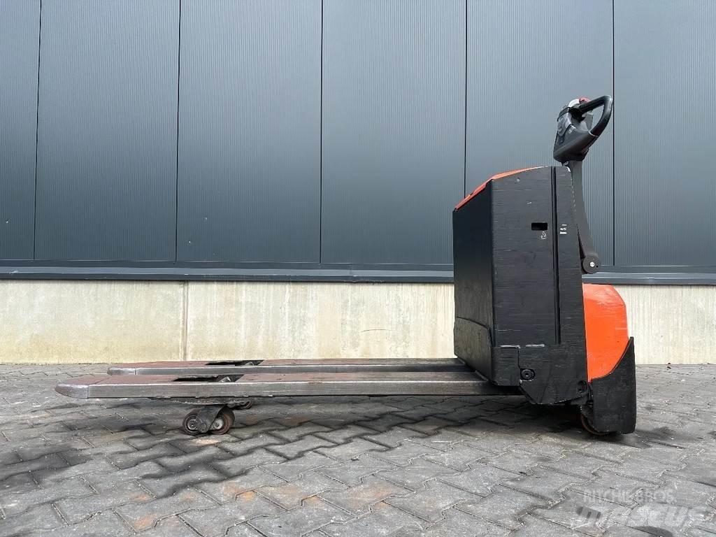 BT LWE180 Rankiniai vėžimėliai