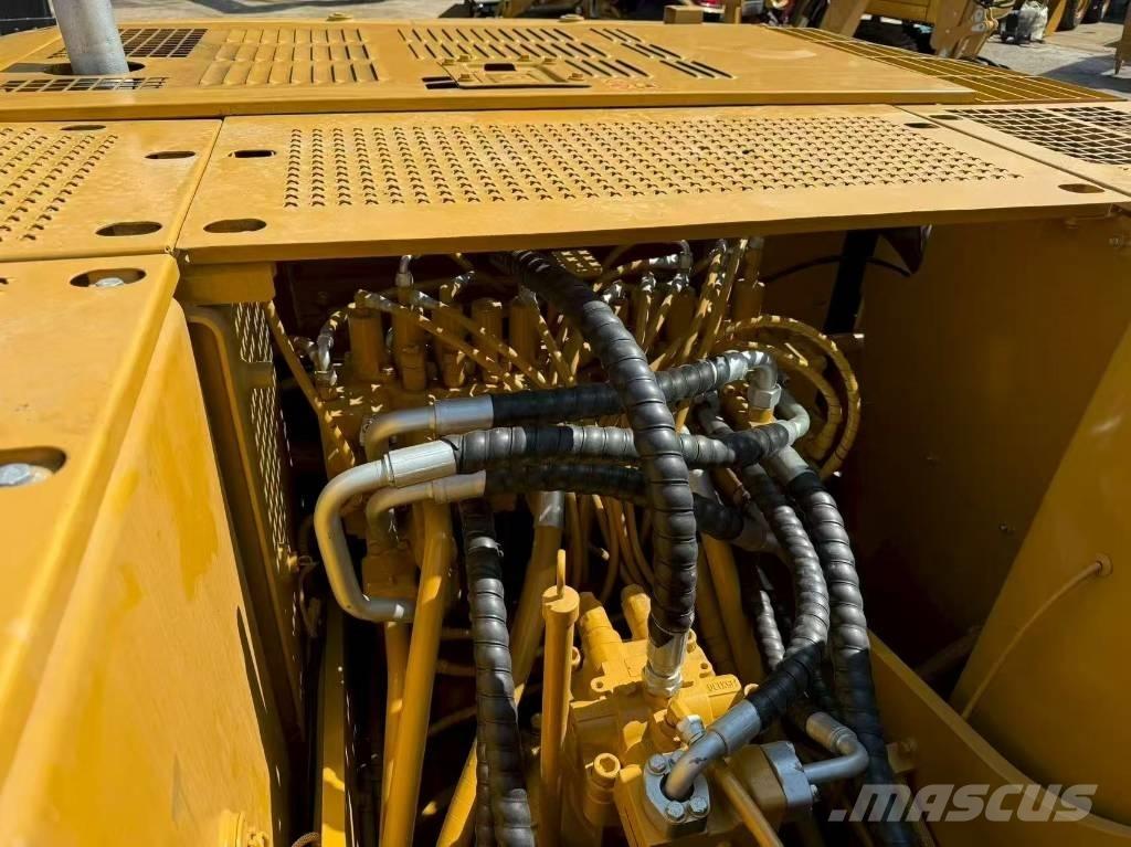 CAT 320 C L Vikšriniai ekskavatoriai