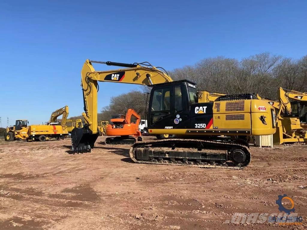 CAT 325D Vikšriniai ekskavatoriai