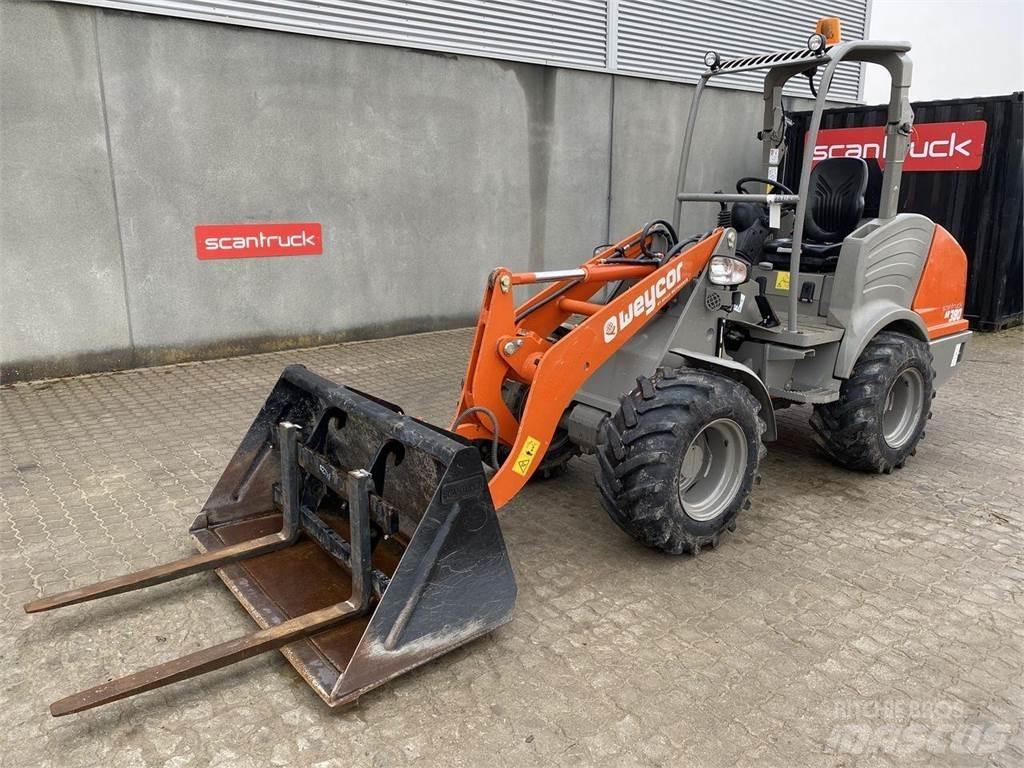Weycor AR380 Agrar Daugiafunkciniai pakrovėjai