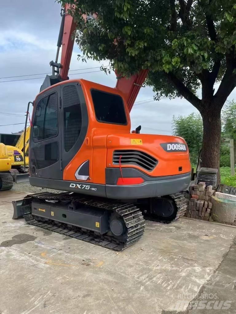 Doosan DX75 Mini ekskavatoriai < 7 t