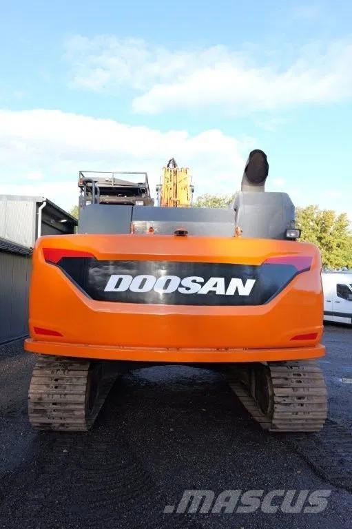 Doosan DX300LC Vikšriniai ekskavatoriai