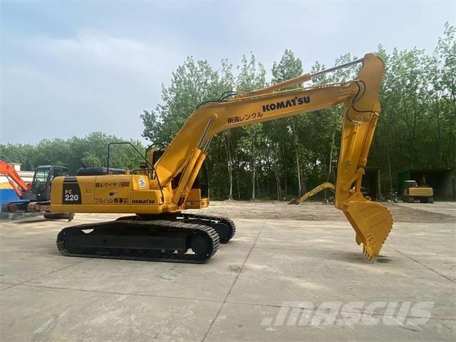 Komatsu PC 220-8 Vikšriniai ekskavatoriai