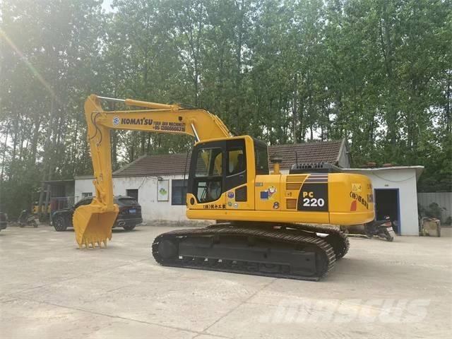 Komatsu PC 220-8 Vikšriniai ekskavatoriai
