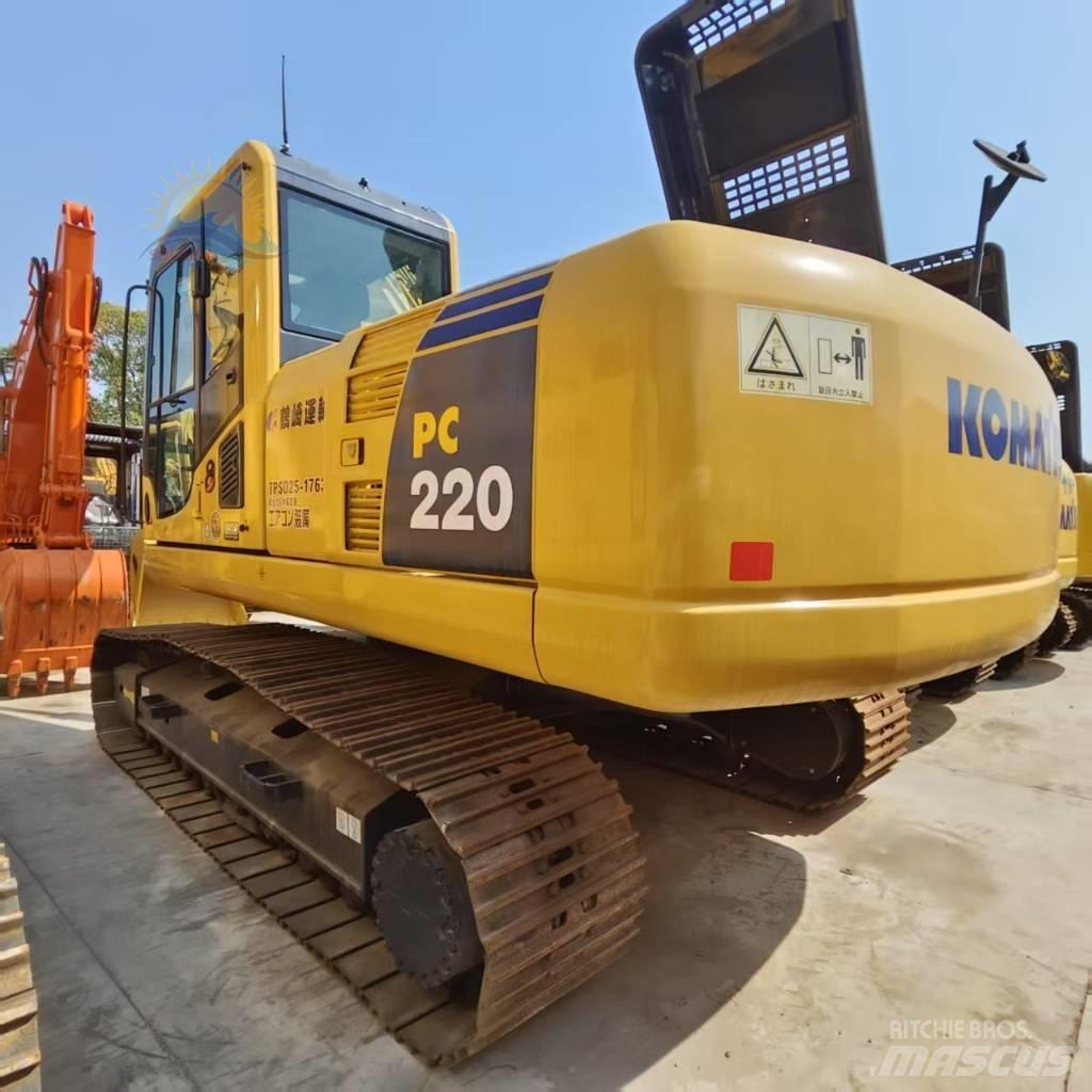 Komatsu PC 220-8 Vikšriniai ekskavatoriai