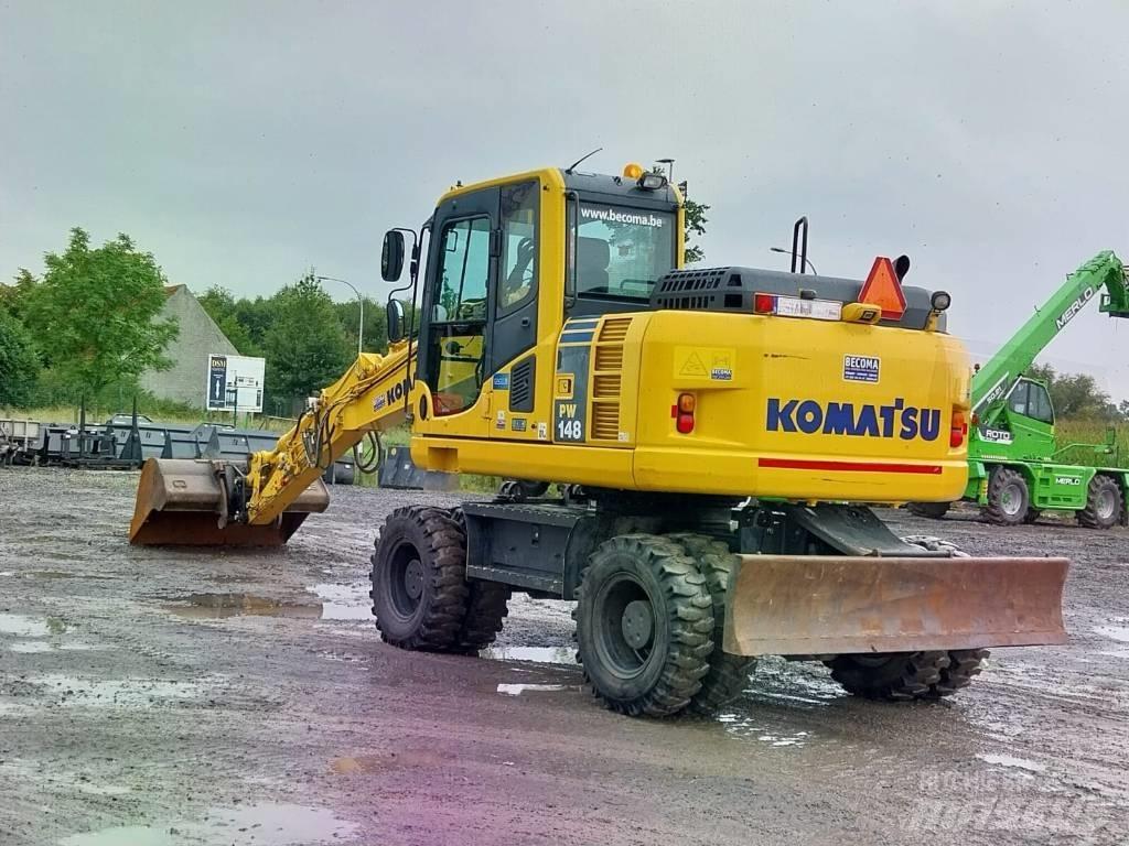 Komatsu PW 148-8 Ratiniai ekskavatoriai