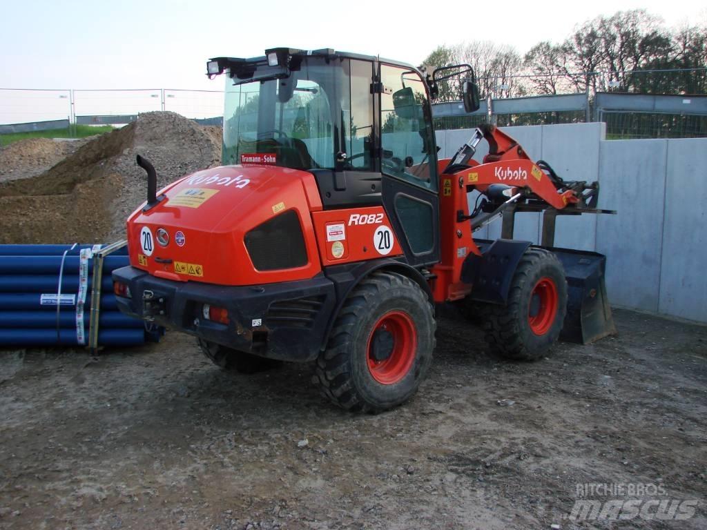 Kubota R 082 Naudoti ratiniai krautuvai