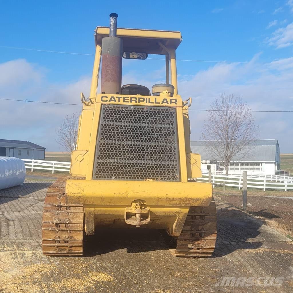 CAT 963 Vikšriniai krautuvai