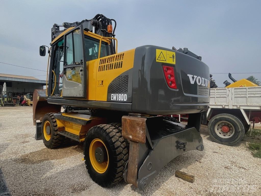 Volvo EW 180 C Ratiniai ekskavatoriai
