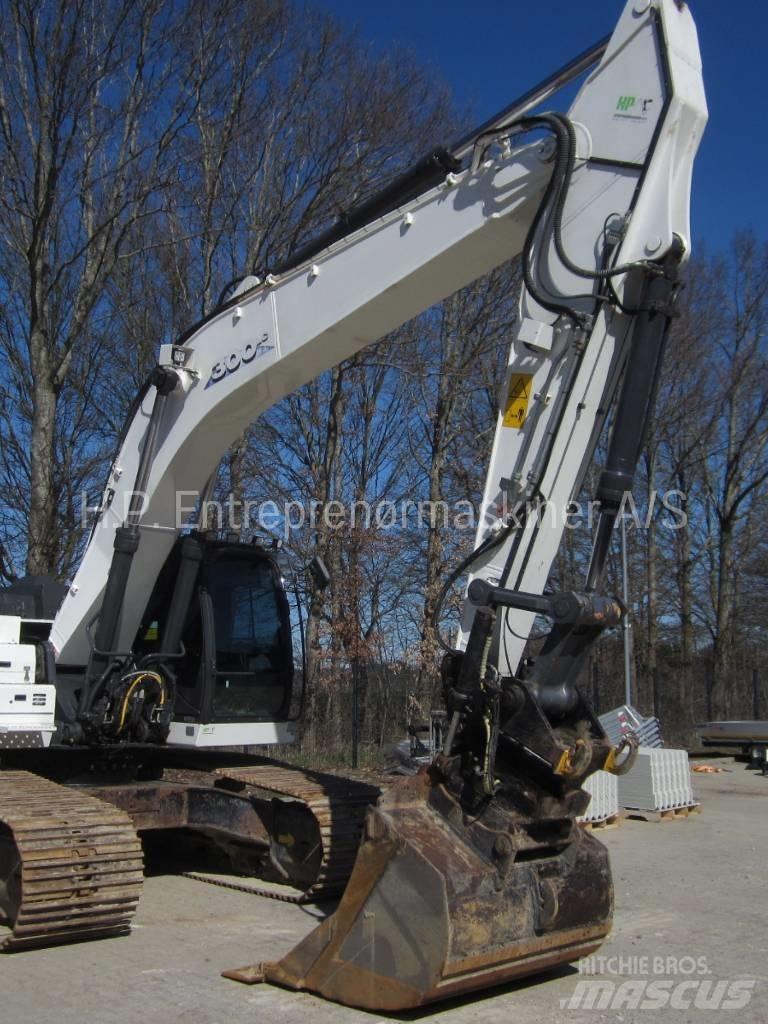Hitachi ZX 300 LC-6 Vikšriniai ekskavatoriai