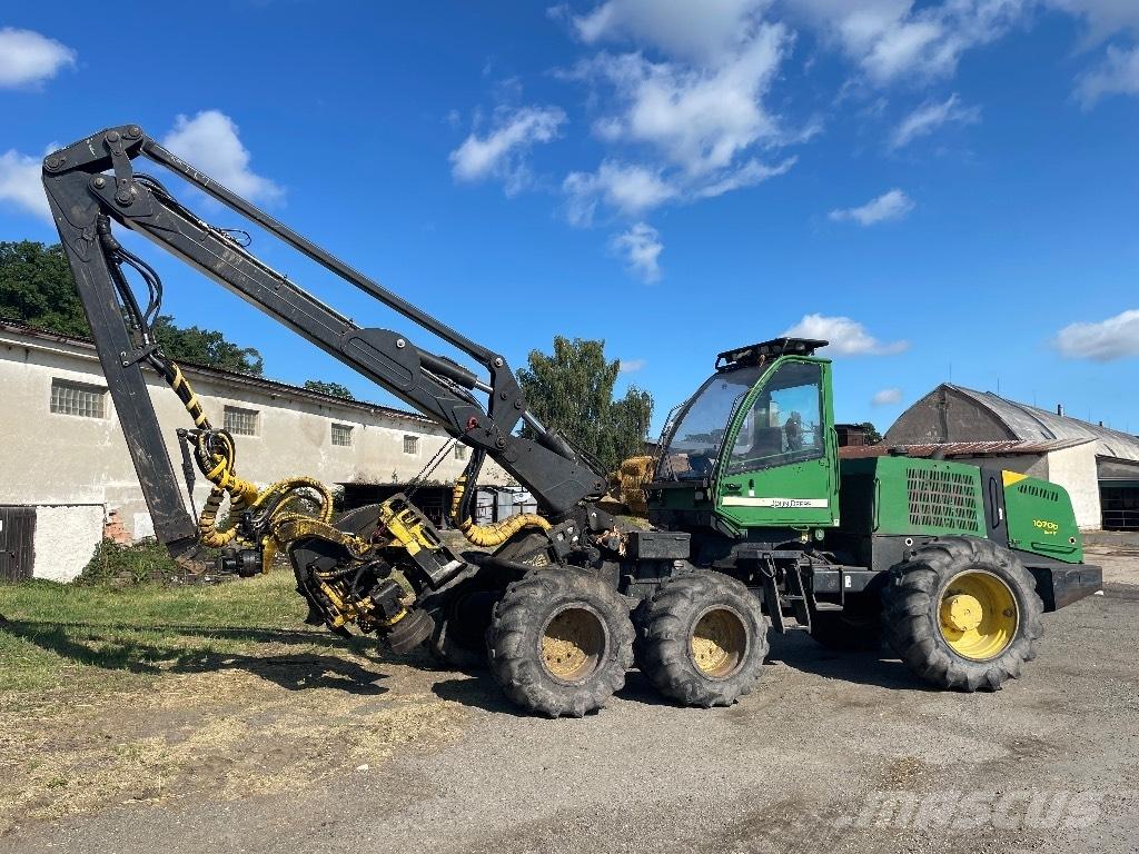  Johnne Deere 1270D Miško technika (Harvesteriai)