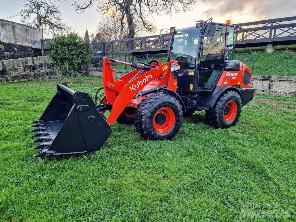 Kubota R 065 Naudoti ratiniai krautuvai