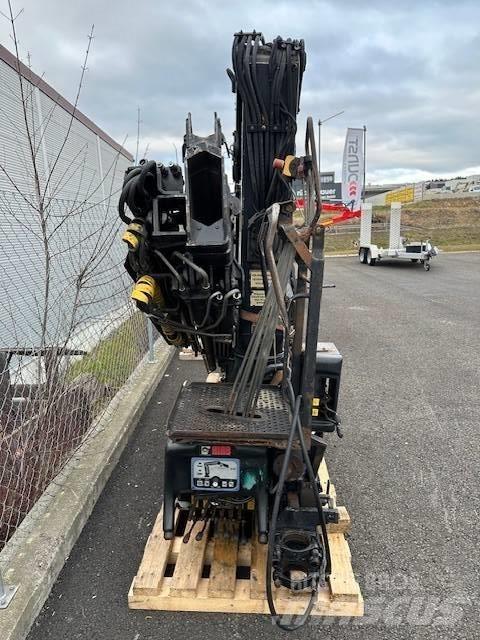 Hiab 122 B-3 CL Keltuvai-krautuvai