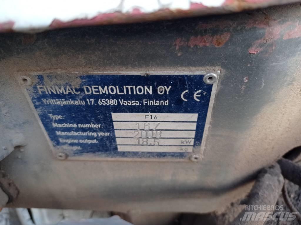 Finmac F16 Griovimo ekskavatoriai