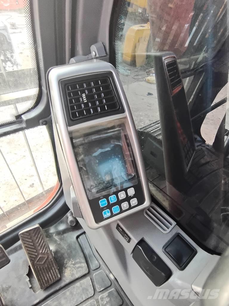 Doosan DX 225 LC Vikšriniai ekskavatoriai