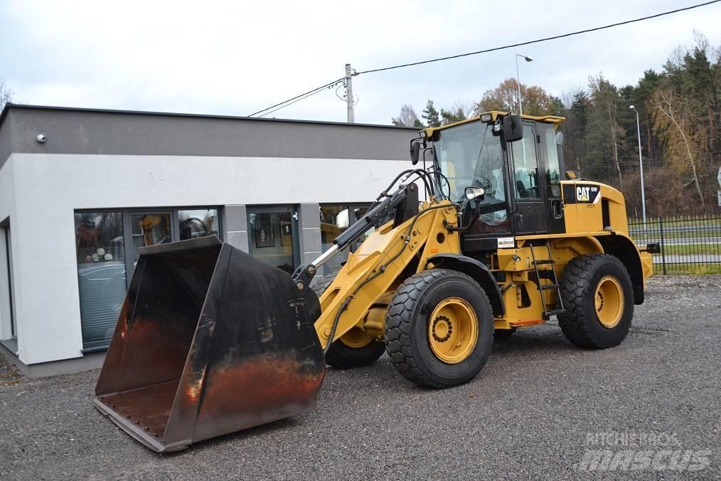 CAT 924 H Naudoti ratiniai krautuvai