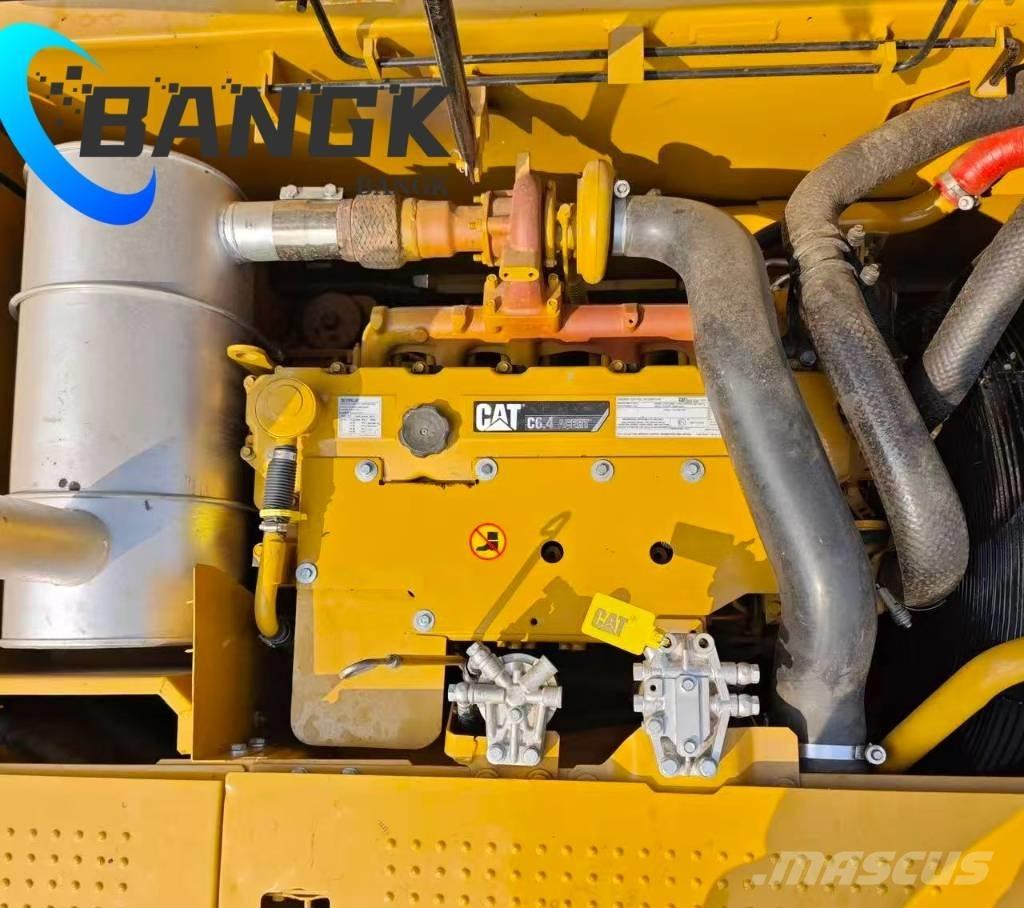 CAT 320 D Vikšriniai ekskavatoriai