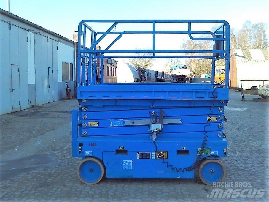 Airo X 12 EW Žirkliniai keltuvai
