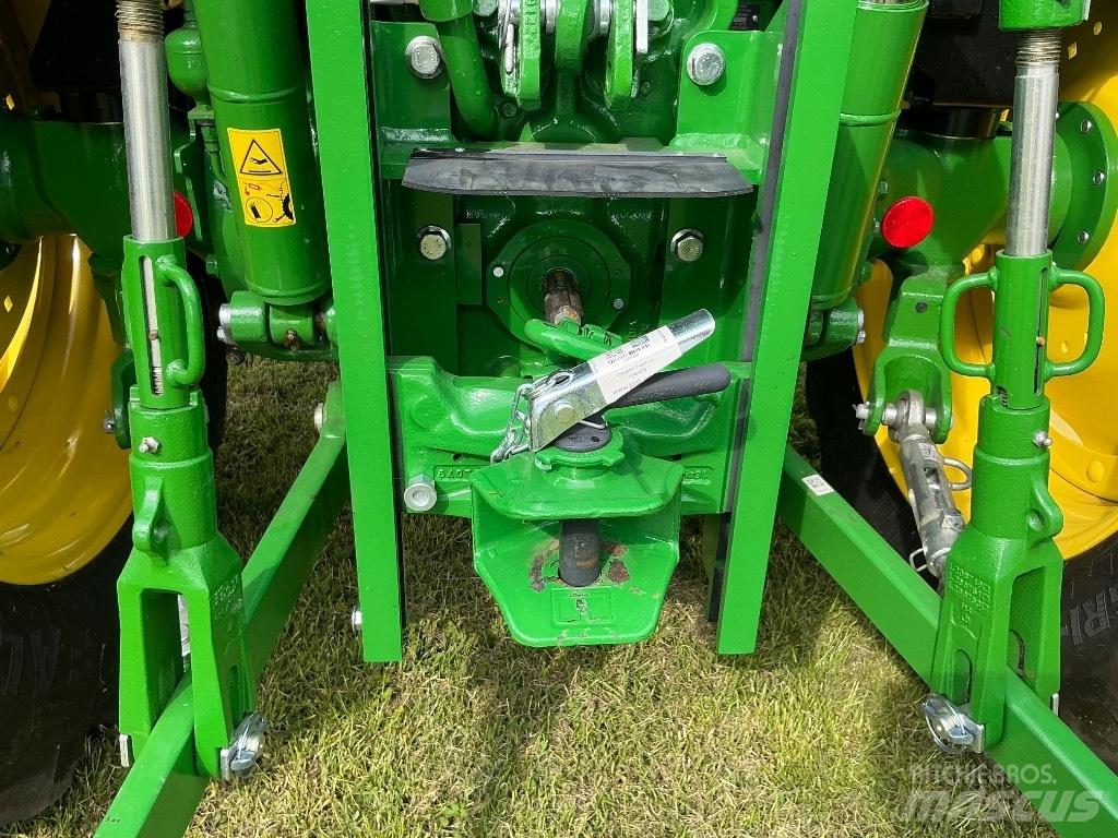 John Deere 5090 M Traktoriai