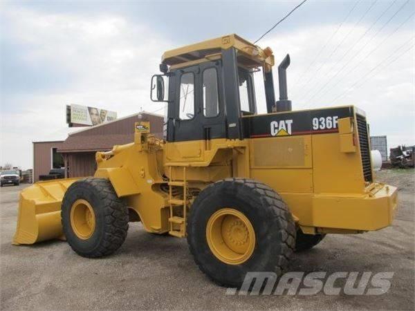 CAT 936 F Naudoti ratiniai krautuvai