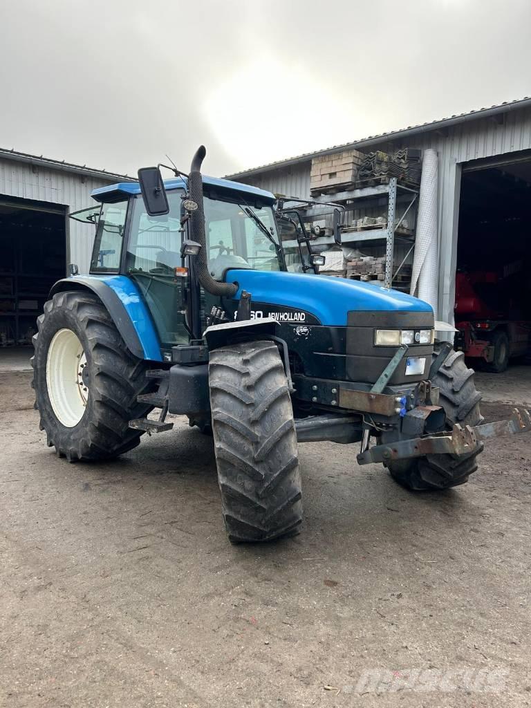 New Holland 8360 Traktoriai